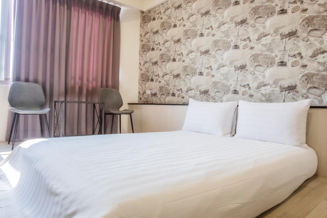 Moment Inn Тайнань Экстерьер фото