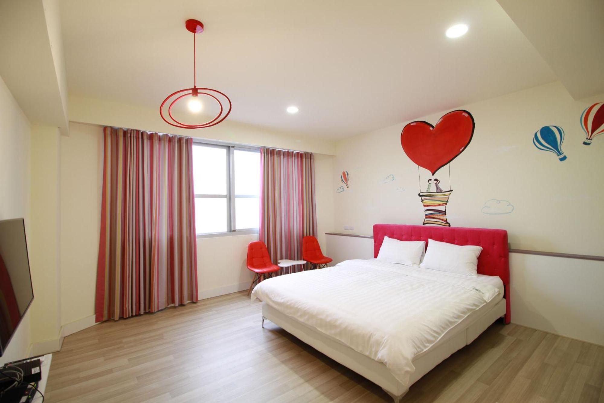 Moment Inn Тайнань Экстерьер фото