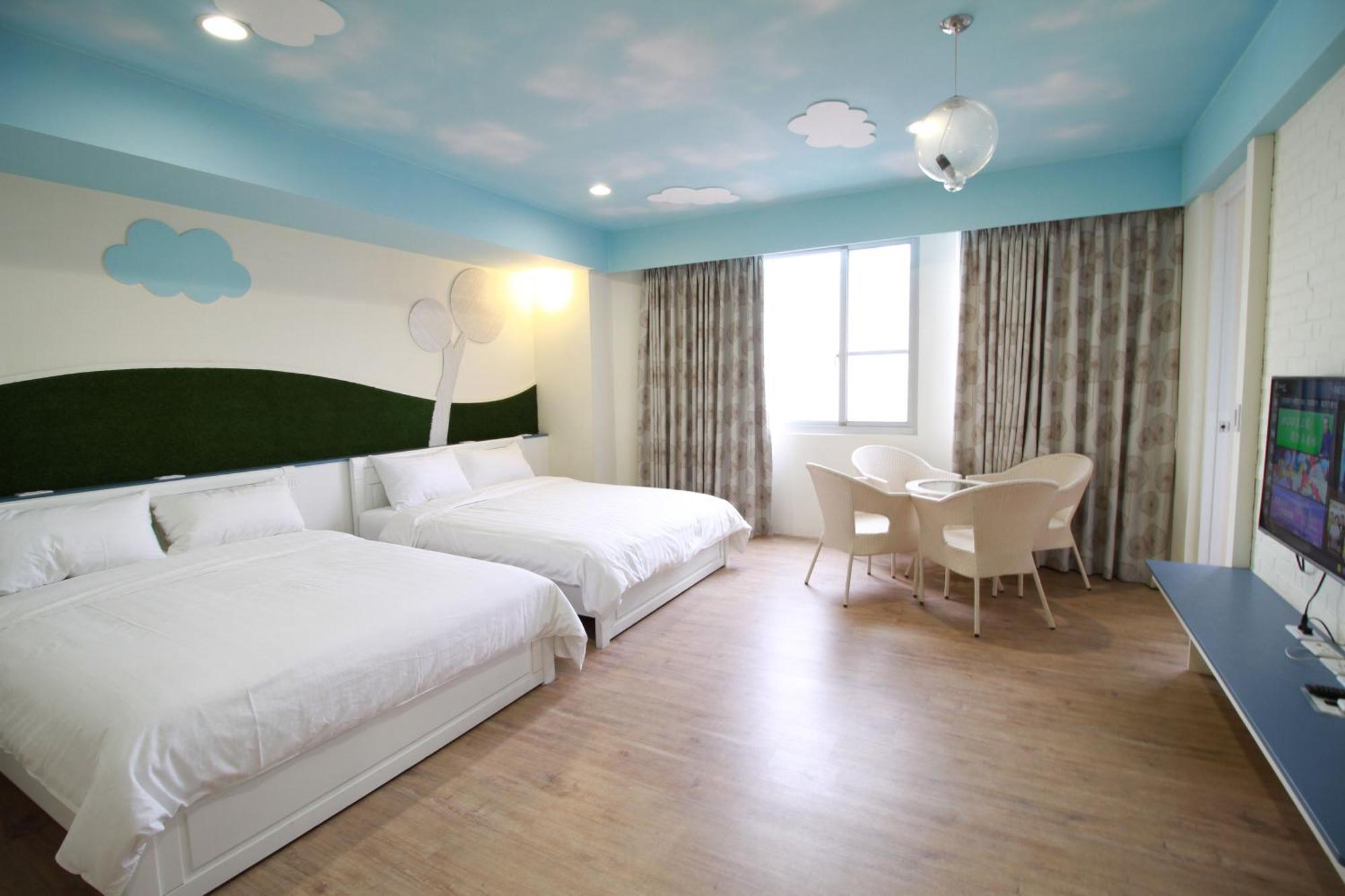 Moment Inn Тайнань Экстерьер фото